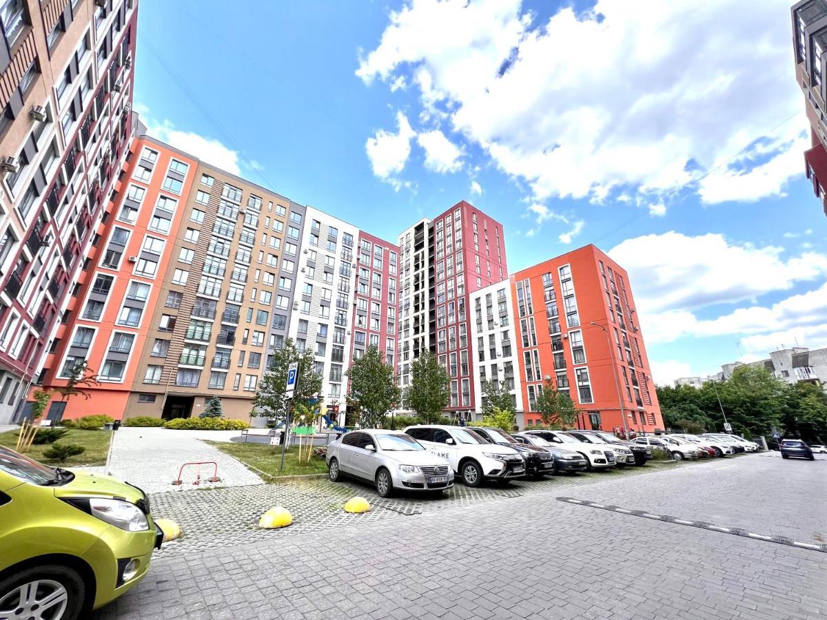 Osapart Hotel In A Complex Semycvit 4 Lemberg Exterior foto