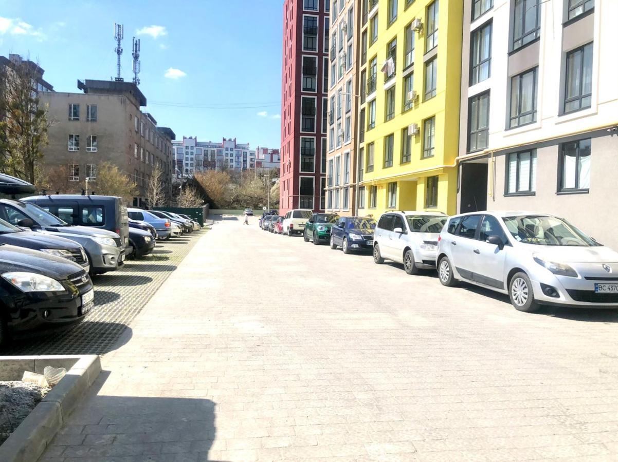 Osapart Hotel In A Complex Semycvit 4 Lemberg Exterior foto